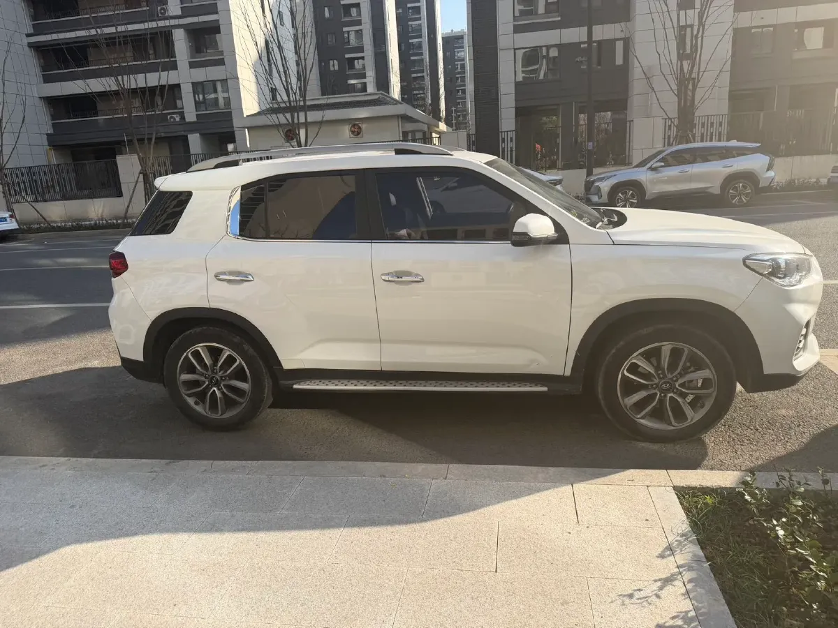 2018 Hyundai ix35 2.0L 160HP L4 6AT,autocango,china used car exporter,china ev exporter,chinese used car exporter,chinese used ev exporter