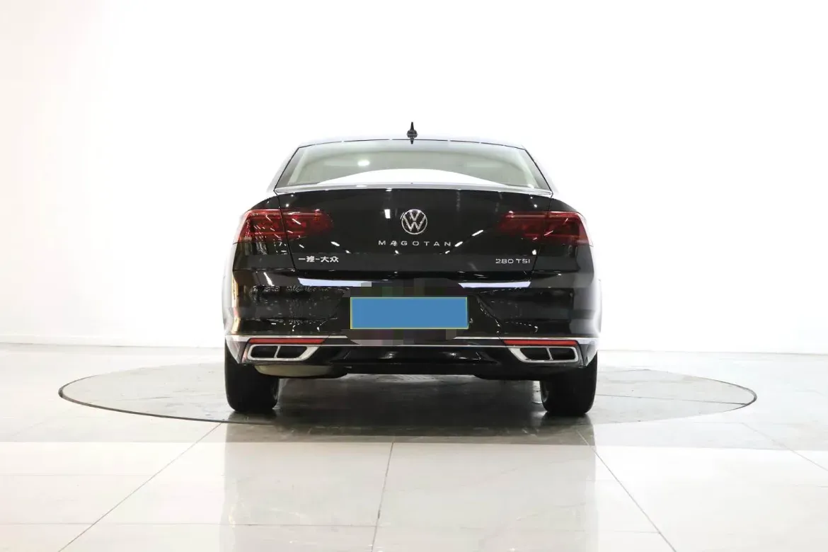 2025 Volkswagen Magotan 1.4T 150HP L4 7DCT,autocango,china used car exporter,china ev exporter,chinese used car exporter,chinese used ev exporter