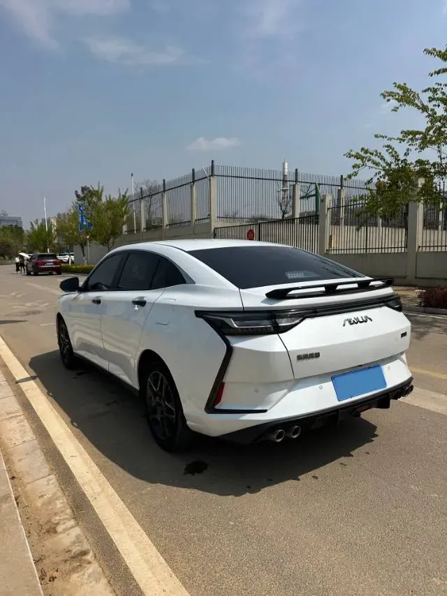 2023 DongFeng Aeolus YiXuan 1.5T 197HP L4 6DCT,autocango,china used car exporter,china ev exporter,chinese used car exporter,chinese used ev exporter