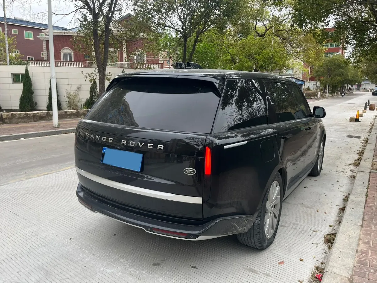 2024 Land Rover Range Rover 3.0T 400HP L6 8AT,autocango,china used car exporter,china ev exporter,chinese used car exporter,chinese used ev exporter
