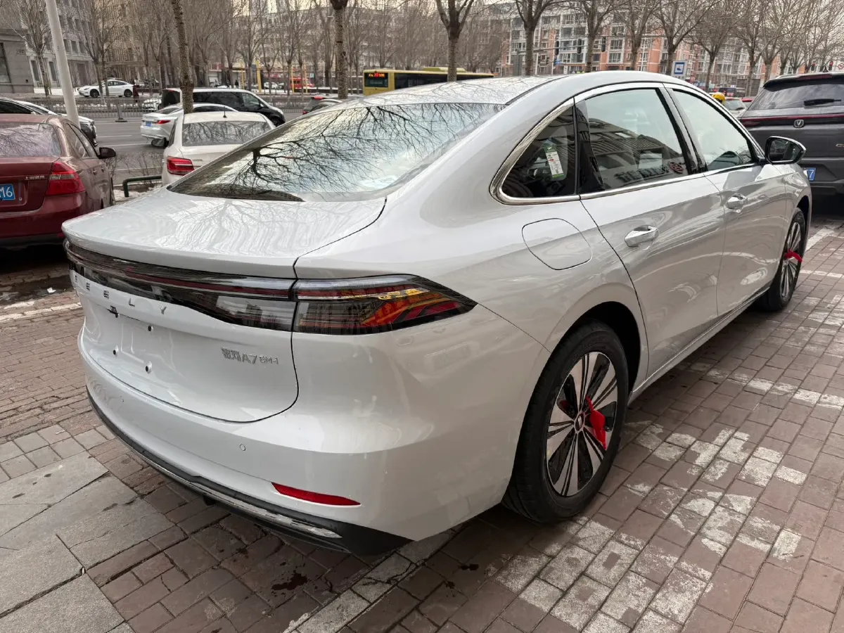 2025 Geely Galaxy A7 1.5L 112HP L4 1DHT PHEV,autocango,china used car exporter,china ev exporter,chinese used car exporter,chinese used ev exporter