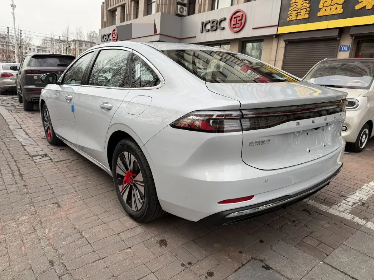 2025 Geely Galaxy A7 1.5L 112HP L4 1DHT PHEV,autocango,china used car exporter,china ev exporter,chinese used car exporter,chinese used ev exporter