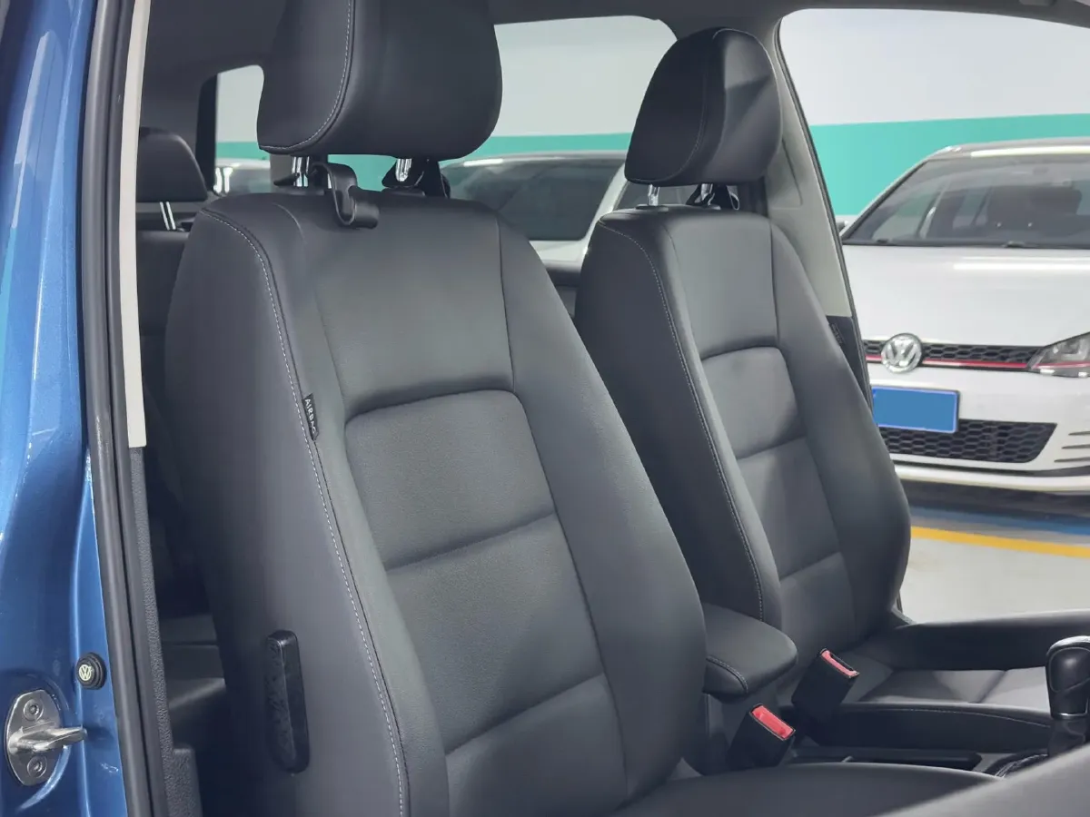 2019 Volkswagen Passat 1.4T 150HP L4 7DCT,autocango,china used car exporter,china ev exporter,chinese used car exporter,chinese used ev exporter