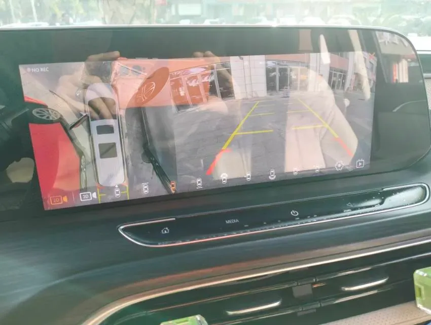 2023 Buick GL8 2.0T 237HP L4 9AT,autocango,china used car exporter,china ev exporter,chinese used car exporter,chinese used ev exporter