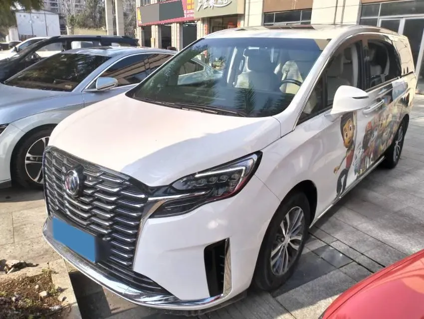 2023 Buick GL8 2.0T 237HP L4 9AT,autocango,china used car exporter,china ev exporter,chinese used car exporter,chinese used ev exporter