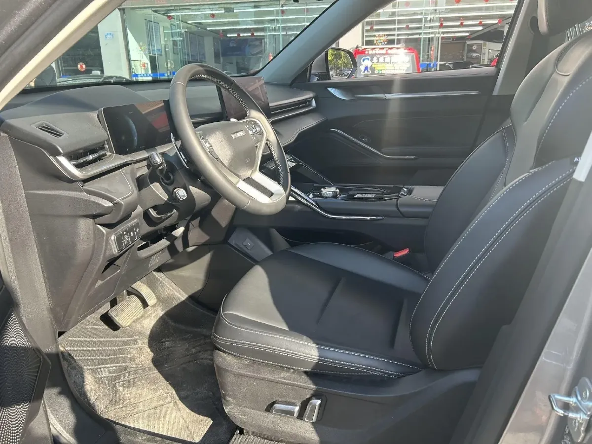 2024 Haval H6 1.5T 184HP L4 7DCT,autocango,china used car exporter,china ev exporter,chinese used car exporter,chinese used ev exporter