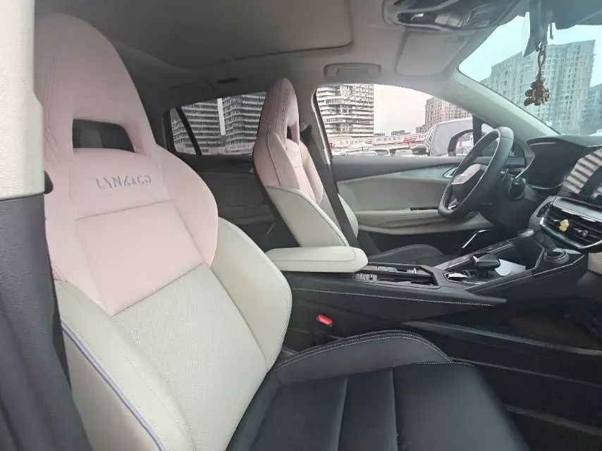 2023 LYNK&CO 03 1.5T 181HP L4 7DCT,autocango,china used car exporter,china ev exporter,chinese used car exporter,chinese used ev exporter