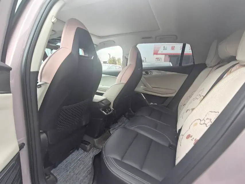 2023 LYNK&CO 03 1.5T 181HP L4 7DCT,autocango,china used car exporter,china ev exporter,chinese used car exporter,chinese used ev exporter