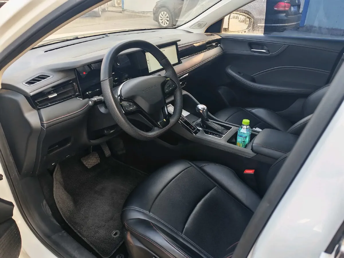 2023 Roewe i5 1.5L 129HP L4 CVT,autocango,china used car exporter,china ev exporter,chinese used car exporter,chinese used ev exporter