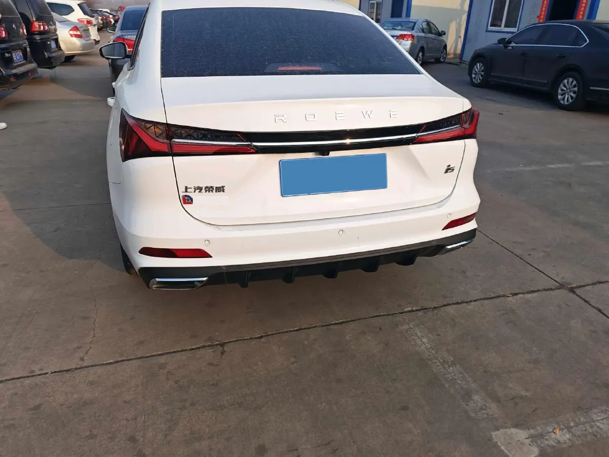 2023 Roewe i5 1.5L 129HP L4 CVT,autocango,china used car exporter,china ev exporter,chinese used car exporter,chinese used ev exporter
