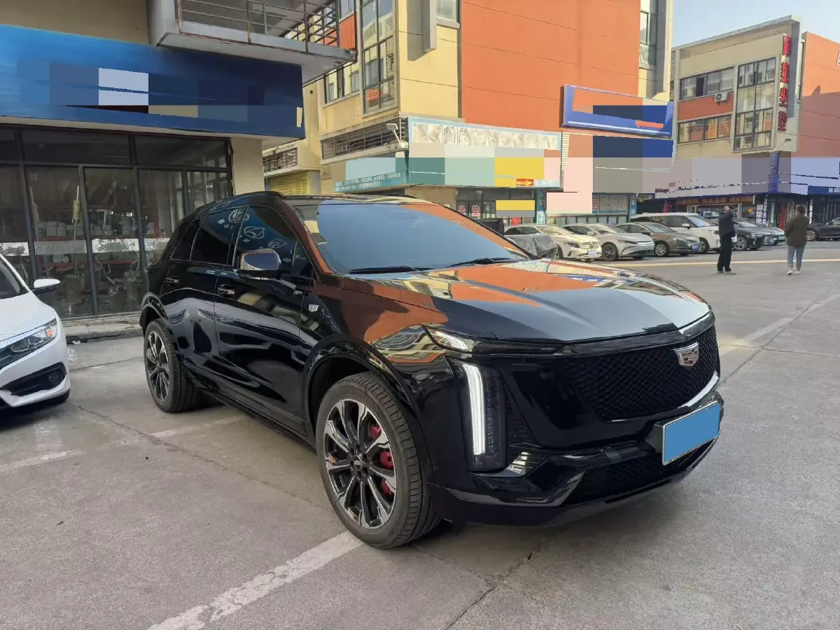 2025 Cadillac XT5 2.0T 237HP L4 9AT,autocango,china used car exporter,china ev exporter,chinese used car exporter,chinese used ev exporter
