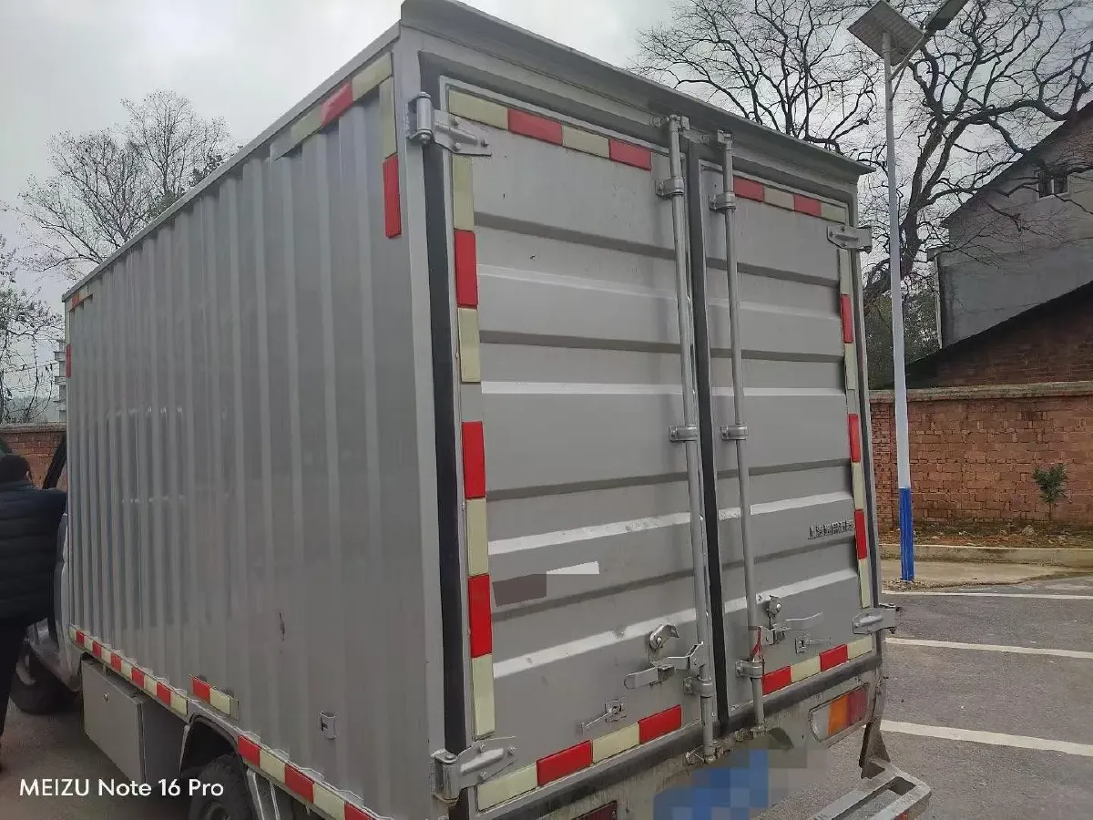 2023 WuLing RongGuang New Truck 1.5L 102HP L4 5MT,autocango,china used car exporter,china ev exporter,chinese used car exporter,chinese used ev exporter