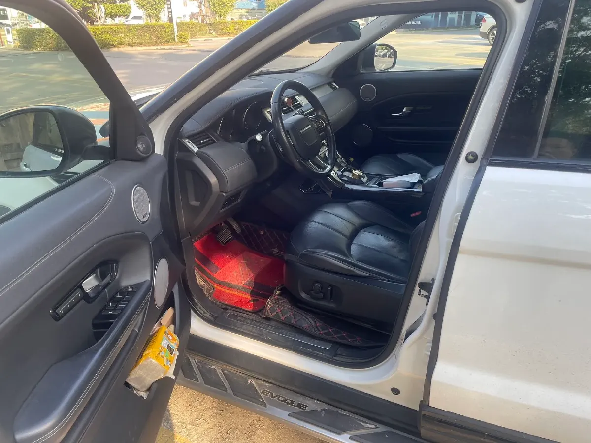 2017 Land Rover Range Rover Evoque 2.0T 241HP L4 9AT,autocango,china used car exporter,china ev exporter,chinese used car exporter,chinese used ev exporter