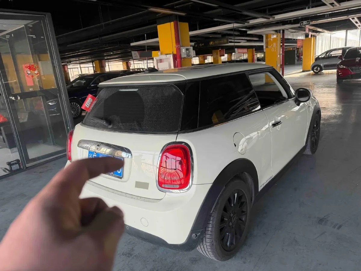 2019 MINI MINI 1.5T 102HP L3 7DCT,autocango,china used car exporter,china ev exporter,chinese used car exporter,chinese used ev exporter