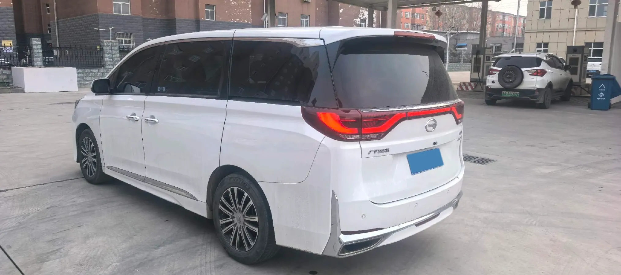 2021 GAC Trumpchi M8 2.0T 252HP L4 8AT,autocango,china used car exporter,china ev exporter,chinese used car exporter,chinese used ev exporter