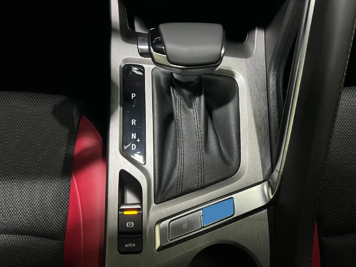 2023 ChangAn CS35 Plus 1.4T 160HP L4 7DCT,autocango,china used car exporter,china ev exporter,chinese used car exporter,chinese used ev exporter