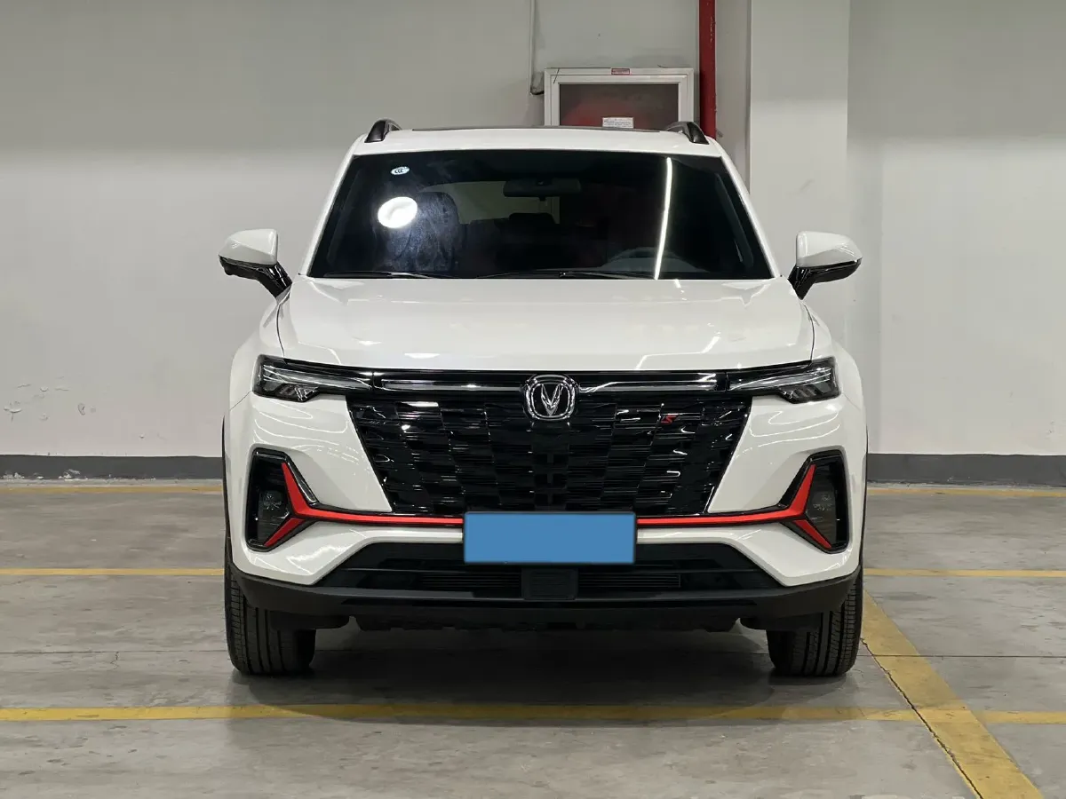 2023 ChangAn CS35 Plus 1.4T 160HP L4 7DCT,autocango,china used car exporter,china ev exporter,chinese used car exporter,chinese used ev exporter