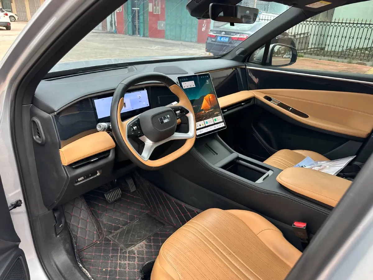 2024 Geely Galaxy L7 1.5T 163HP L4 3DHT PHEV 18.7KWH,autocango,china used car exporter,china ev exporter,chinese used car exporter,chinese used ev exporter