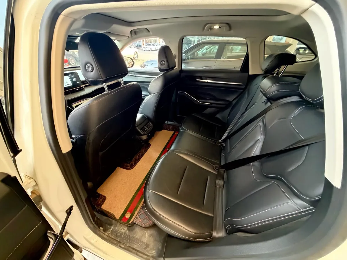 2021 Haval H6 1.5T 169HP L4 7DCT,autocango,china used car exporter,china ev exporter,chinese used car exporter,chinese used ev exporter