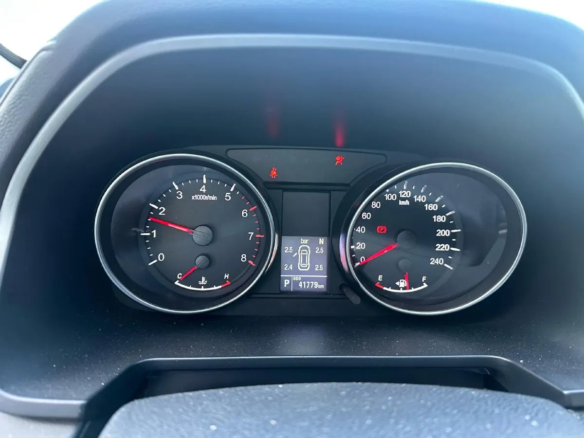 2023 Haval M6 1.5T 150HP L4 7DCT,autocango,china used car exporter,china ev exporter,chinese used car exporter,chinese used ev exporter