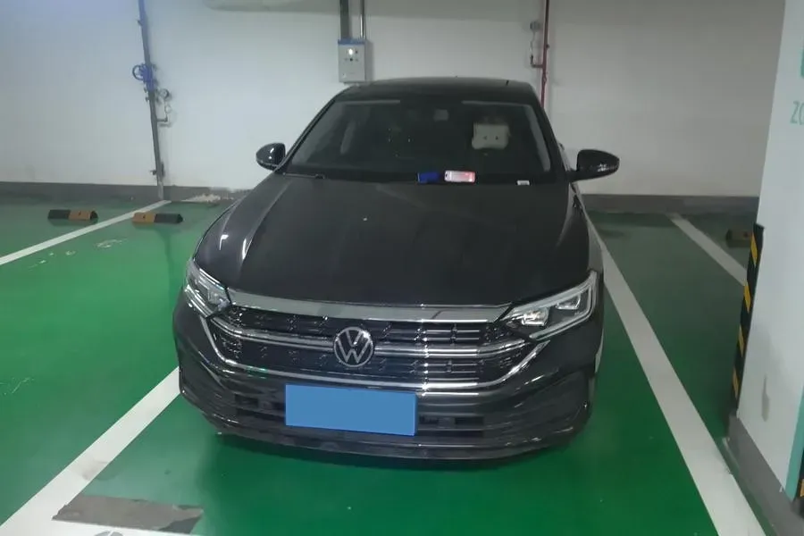 2026 Volkswagen Sagitar 1.5T 160HP L4 7DCT,autocango,china used car exporter,china ev exporter,chinese used car exporter,chinese used ev exporter