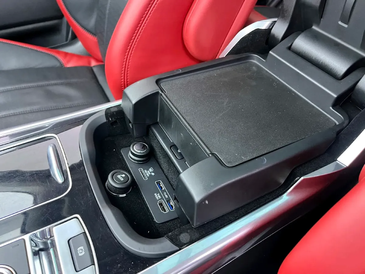 2018 Land Rover Range Rover Sport 3.0T 381HP V6 8AT,autocango,china used car exporter,china ev exporter,chinese used car exporter,chinese used ev exporter