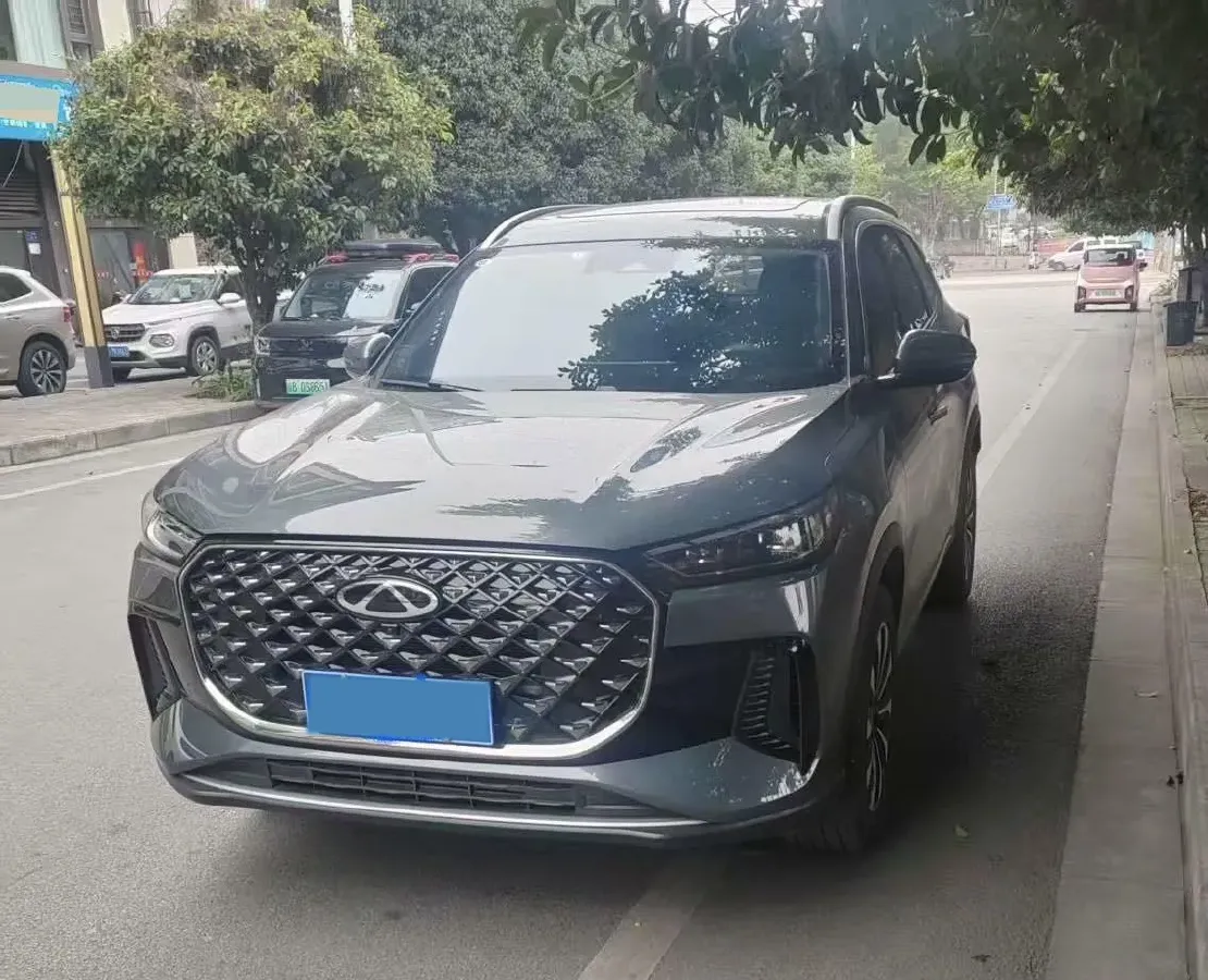 2025 Chery Tiggo 8 Plus 1.6T 197HP L4 7DCT,autocango,china used car exporter,china ev exporter,chinese used car exporter,chinese used ev exporter