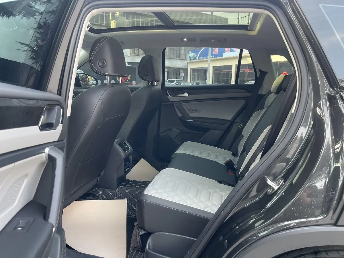 2025 Volkswagen Tayron 1.5T 160HP L4 7DCT,autocango,china used car exporter,china ev exporter,chinese used car exporter,chinese used ev exporter