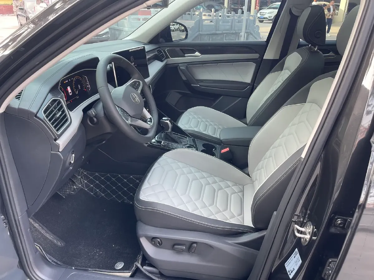 2025 Volkswagen Tayron 1.5T 160HP L4 7DCT,autocango,china used car exporter,china ev exporter,chinese used car exporter,chinese used ev exporter
