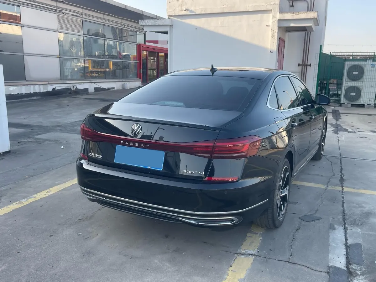 2023 Volkswagen Passat 2.0T 186HP L4 7DCT,autocango,china used car exporter,china ev exporter,chinese used car exporter,chinese used ev exporter