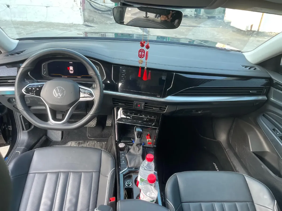 2023 Volkswagen Passat 2.0T 186HP L4 7DCT,autocango,china used car exporter,china ev exporter,chinese used car exporter,chinese used ev exporter