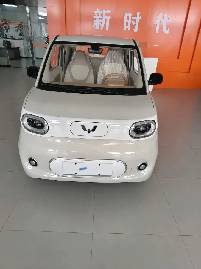 2024 WuLing HongGuang MINI EV BEV 17.3KWH,autocango,china used car exporter,china ev exporter,chinese used car exporter,chinese used ev exporter