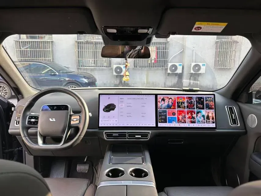2023 Li L8 Range Extended 154HP REEV 40.9KWH,autocango,china used car exporter,china ev exporter,chinese used car exporter,chinese used ev exporter