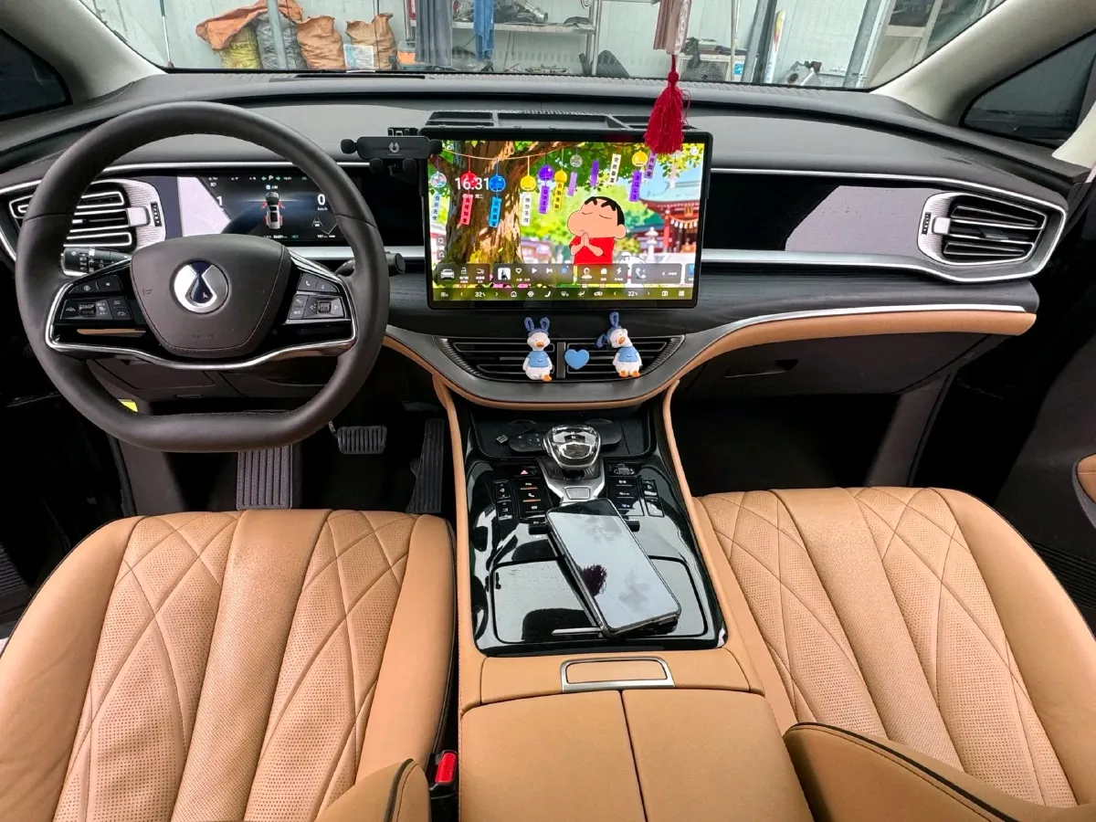 2024 Denza D9 1.5T 139HP L4 E-CVT PHEV 40KWH,autocango,china used car exporter,china ev exporter,chinese used car exporter,chinese used ev exporter