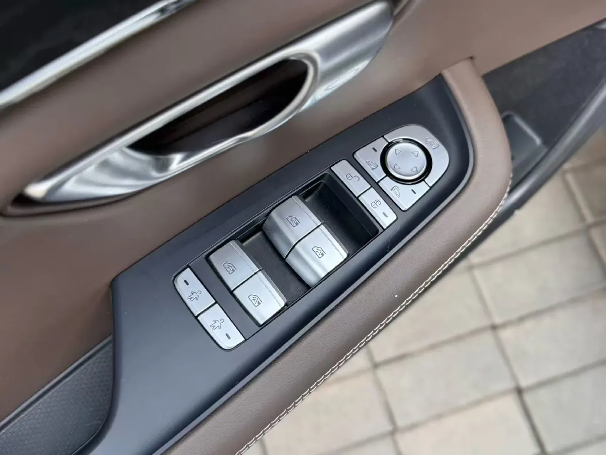 2020 Lincoln MKZ 2.0T 196HP L4 6AT,autocango,china used car exporter,china ev exporter,chinese used car exporter,chinese used ev exporter