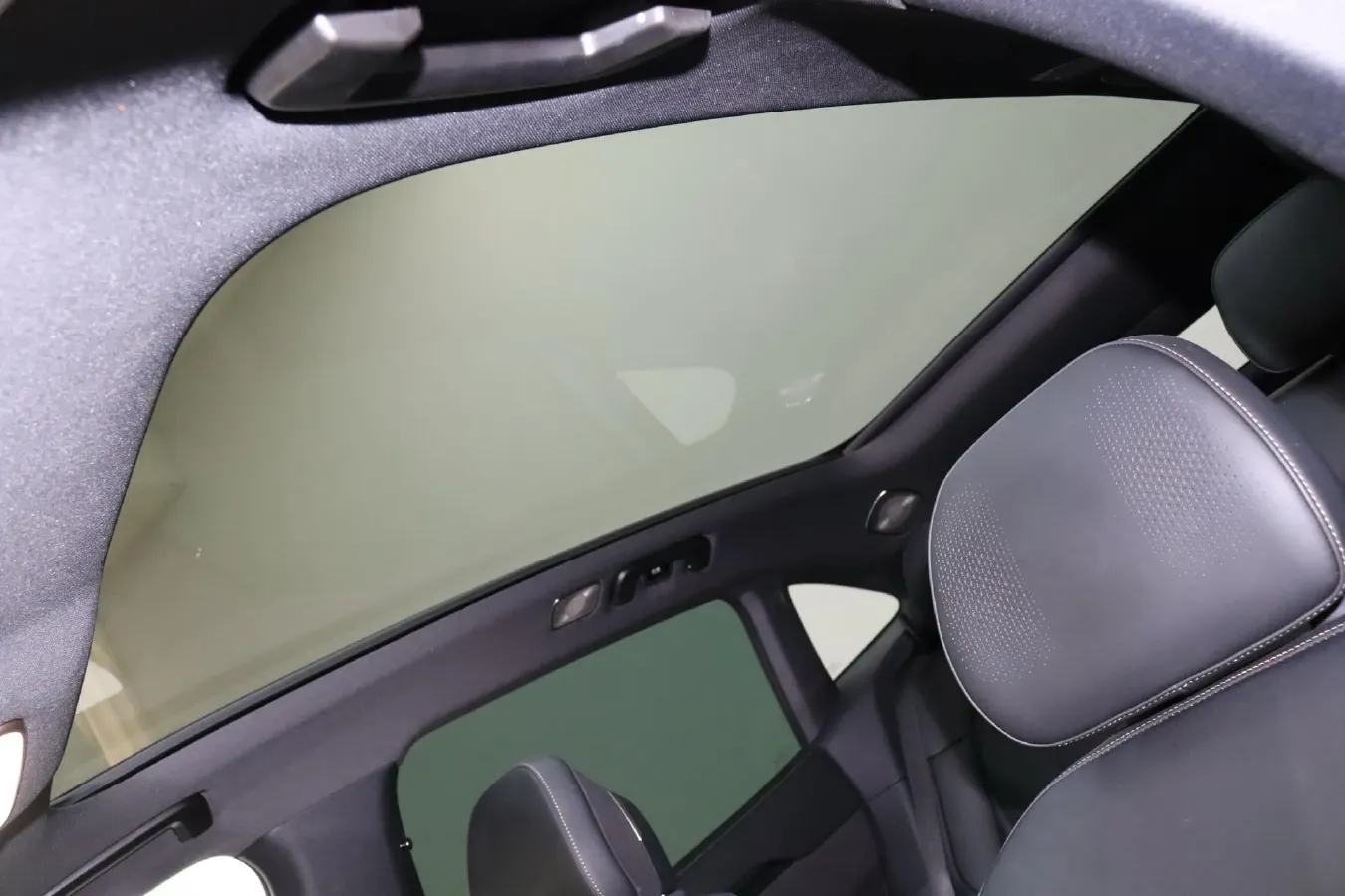 2025 Zeekr 7X BEV 100KWH,autocango,china used car exporter,china ev exporter,chinese used car exporter,chinese used ev exporter