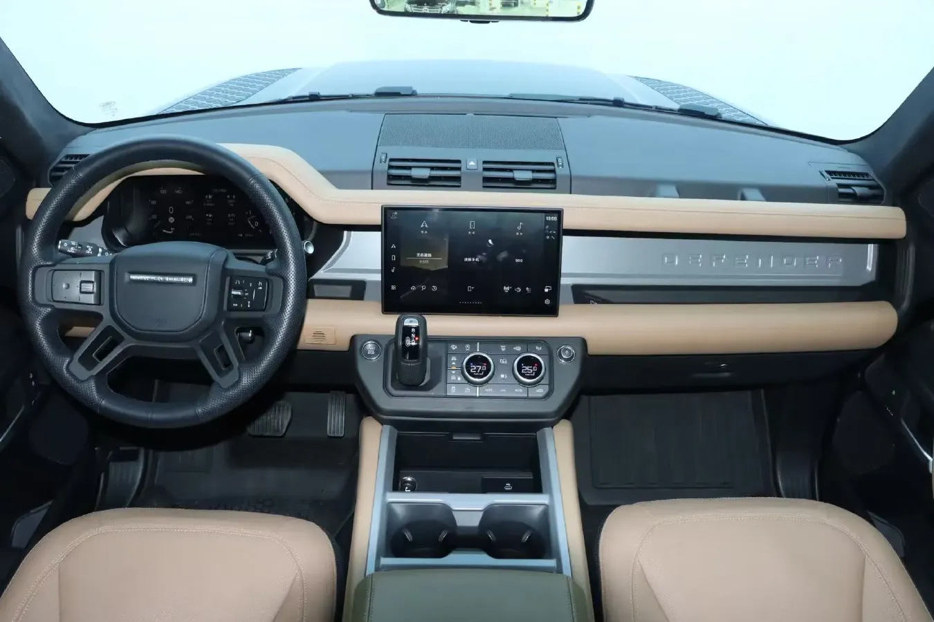 2025 Land Rover Defender 3.0T 400HP L6 8AT,autocango,china used car exporter,china ev exporter,chinese used car exporter,chinese used ev exporter