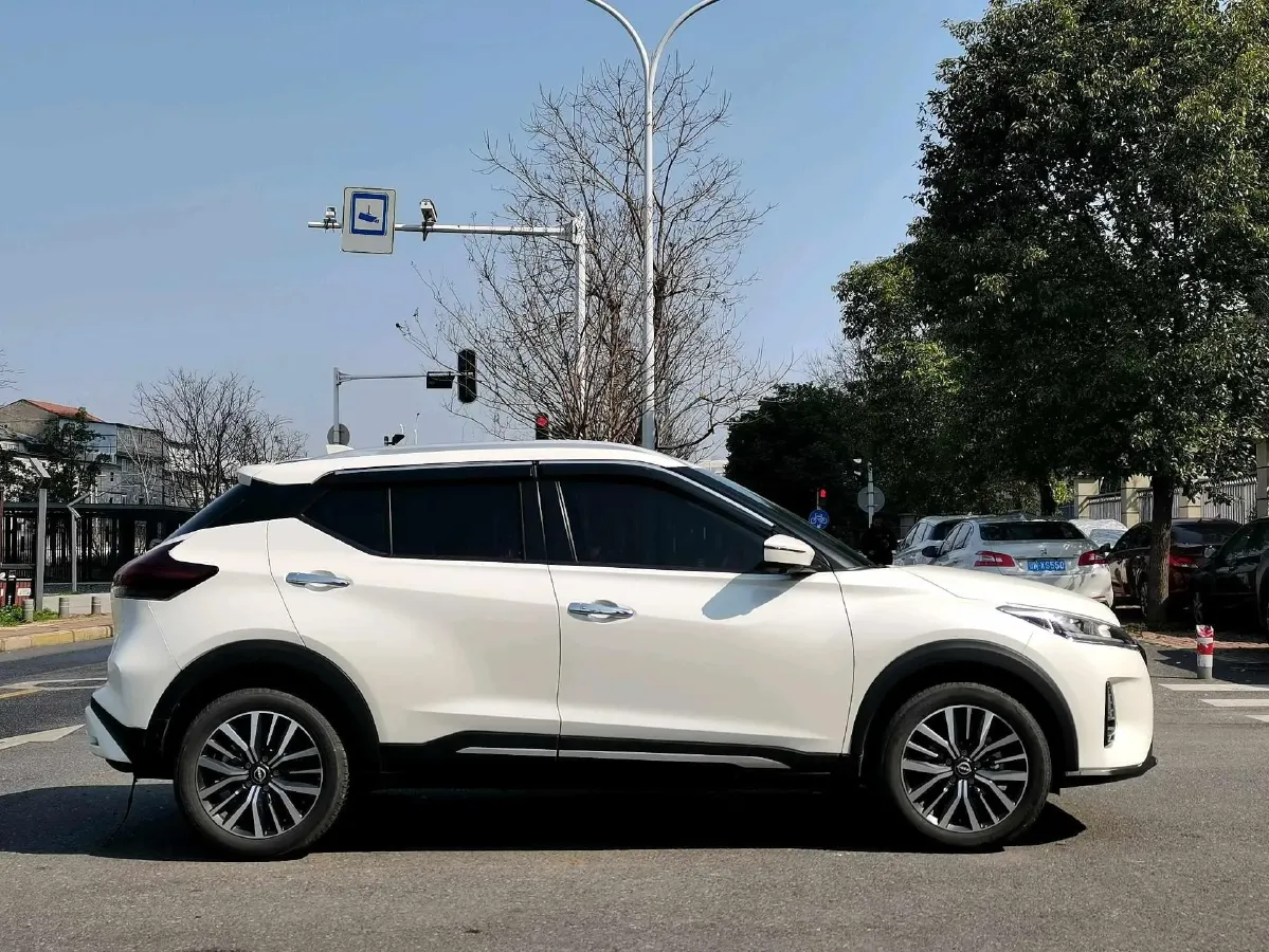 2023 Nissan Kicks 1.5L 122HP L4 CVT,autocango,china used car exporter,china ev exporter,chinese used car exporter,chinese used ev exporter