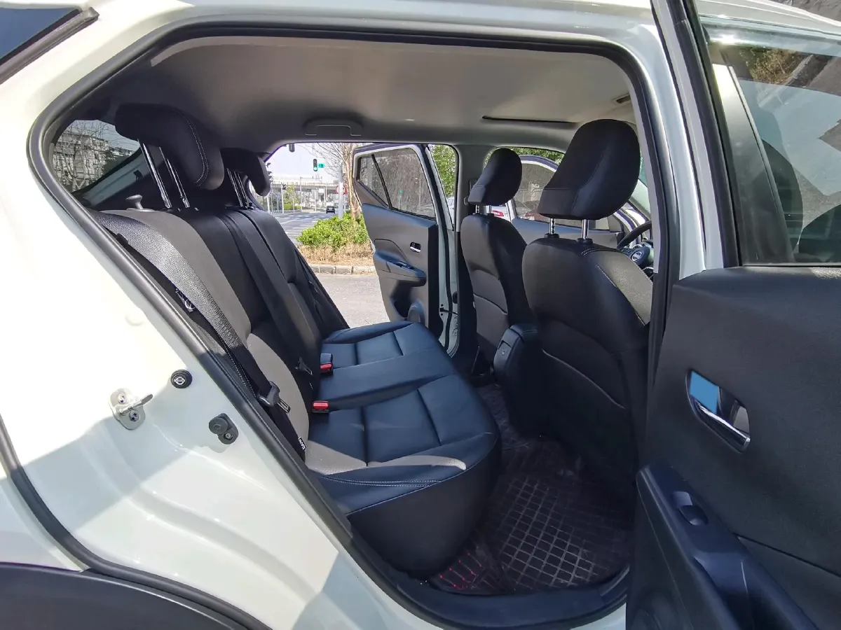 2023 Nissan Kicks 1.5L 122HP L4 CVT,autocango,china used car exporter,china ev exporter,chinese used car exporter,chinese used ev exporter