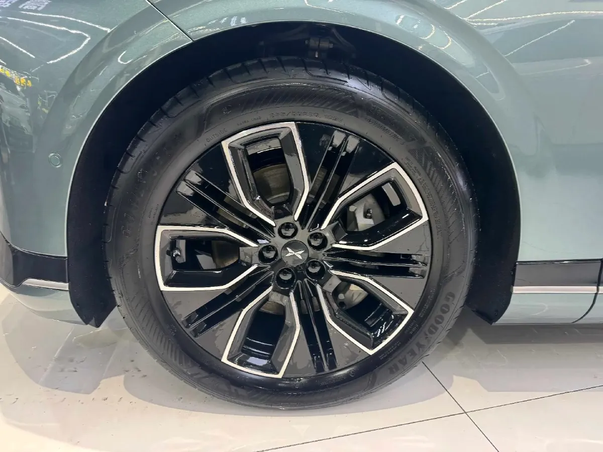 2025 Xpeng G9 BEV 79KWH,autocango,china used car exporter,china ev exporter,chinese used car exporter,chinese used ev exporter