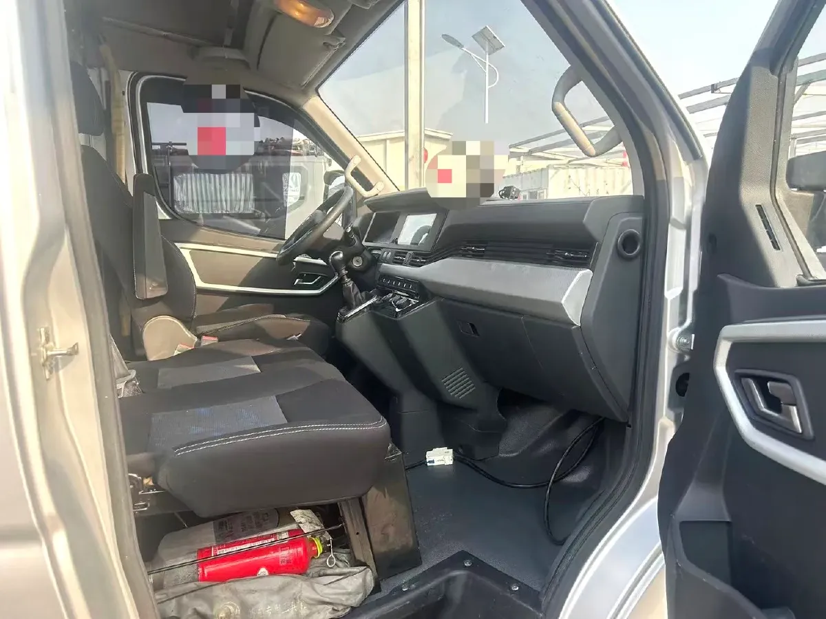 2023 Ford Transit 2.0T 220HP L4 5MT,autocango,china used car exporter,china ev exporter,chinese used car exporter,chinese used ev exporter