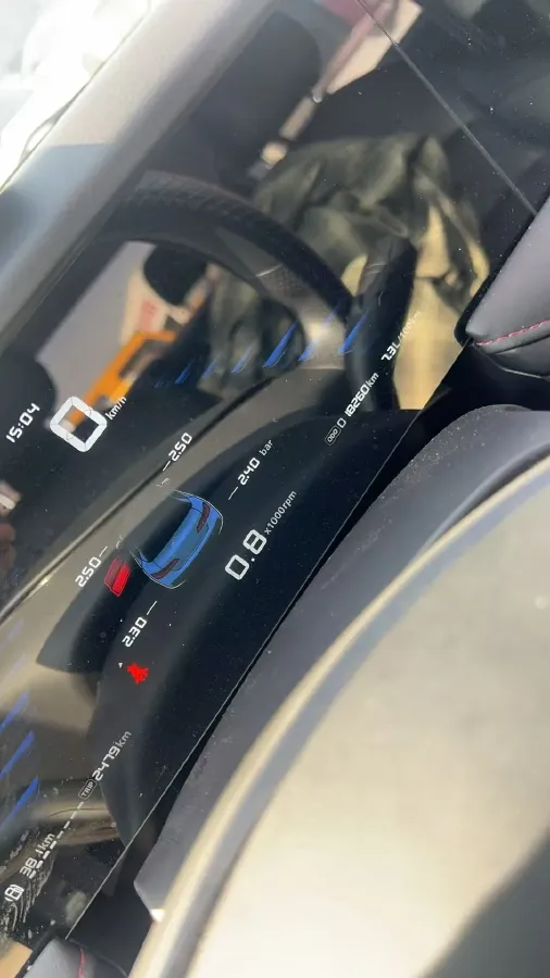 2026 Roewe i5 1.5L 129HP L4 5MT,autocango,china used car exporter,china ev exporter,chinese used car exporter,chinese used ev exporter