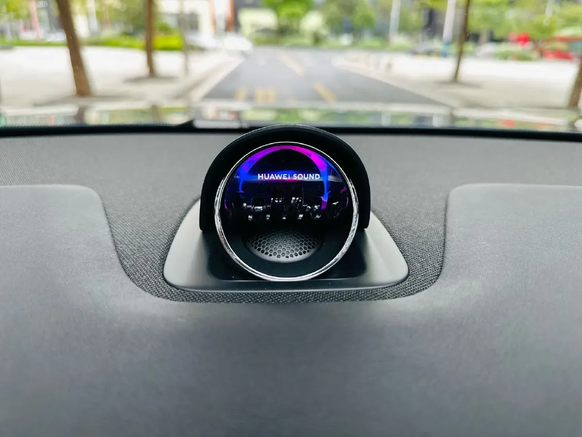 2024 AITO AITO M7 1.5T 152HP L4 REEV 42KWH,autocango,china used car exporter,china ev exporter,chinese used car exporter,chinese used ev exporter