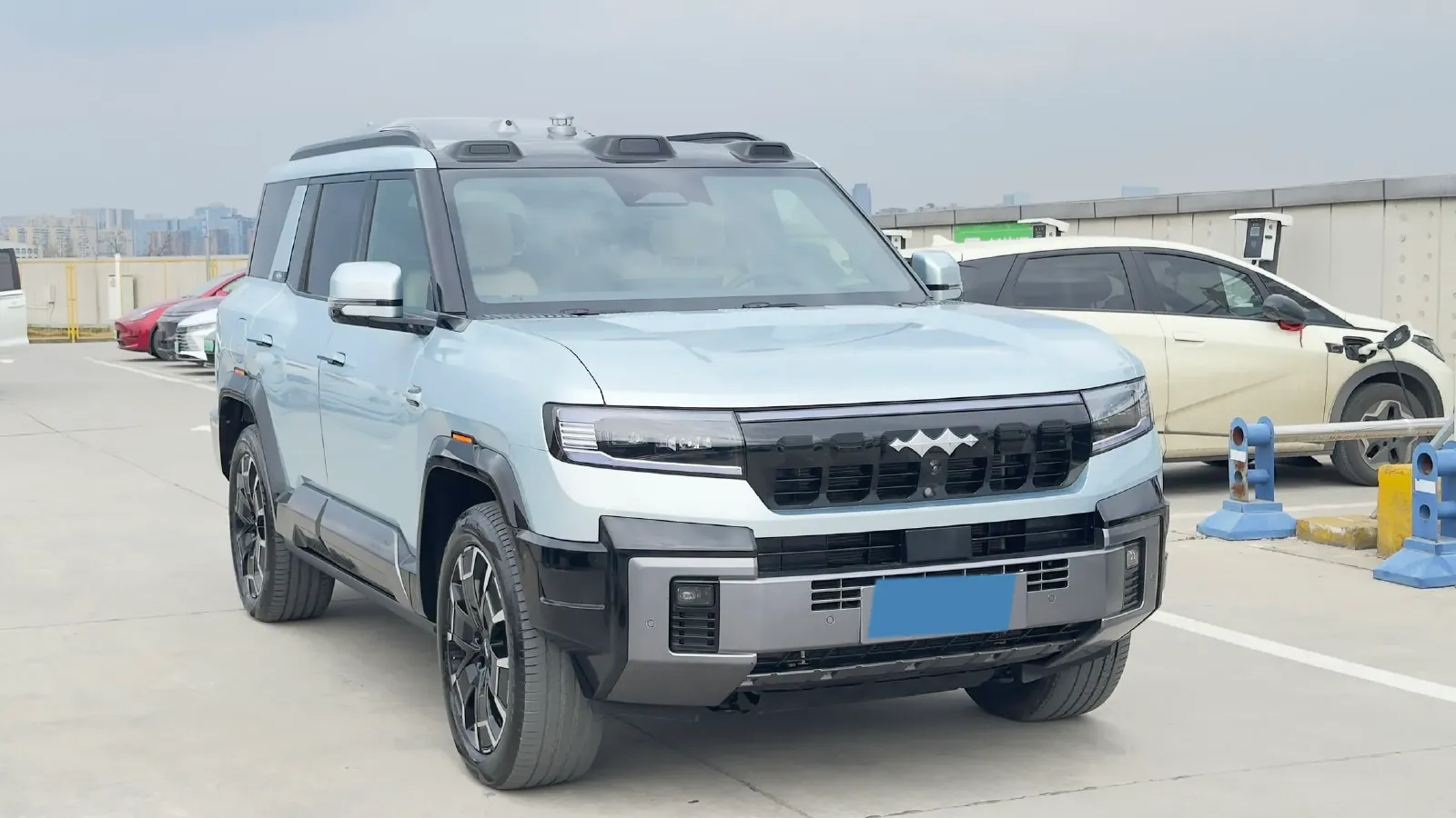 2025 FangChengBao Bao 8 2.0T 245HP L4 E-CVT PHEV 36.8KWH,autocango,china used car exporter,china ev exporter,chinese used car exporter,chinese used ev exporter