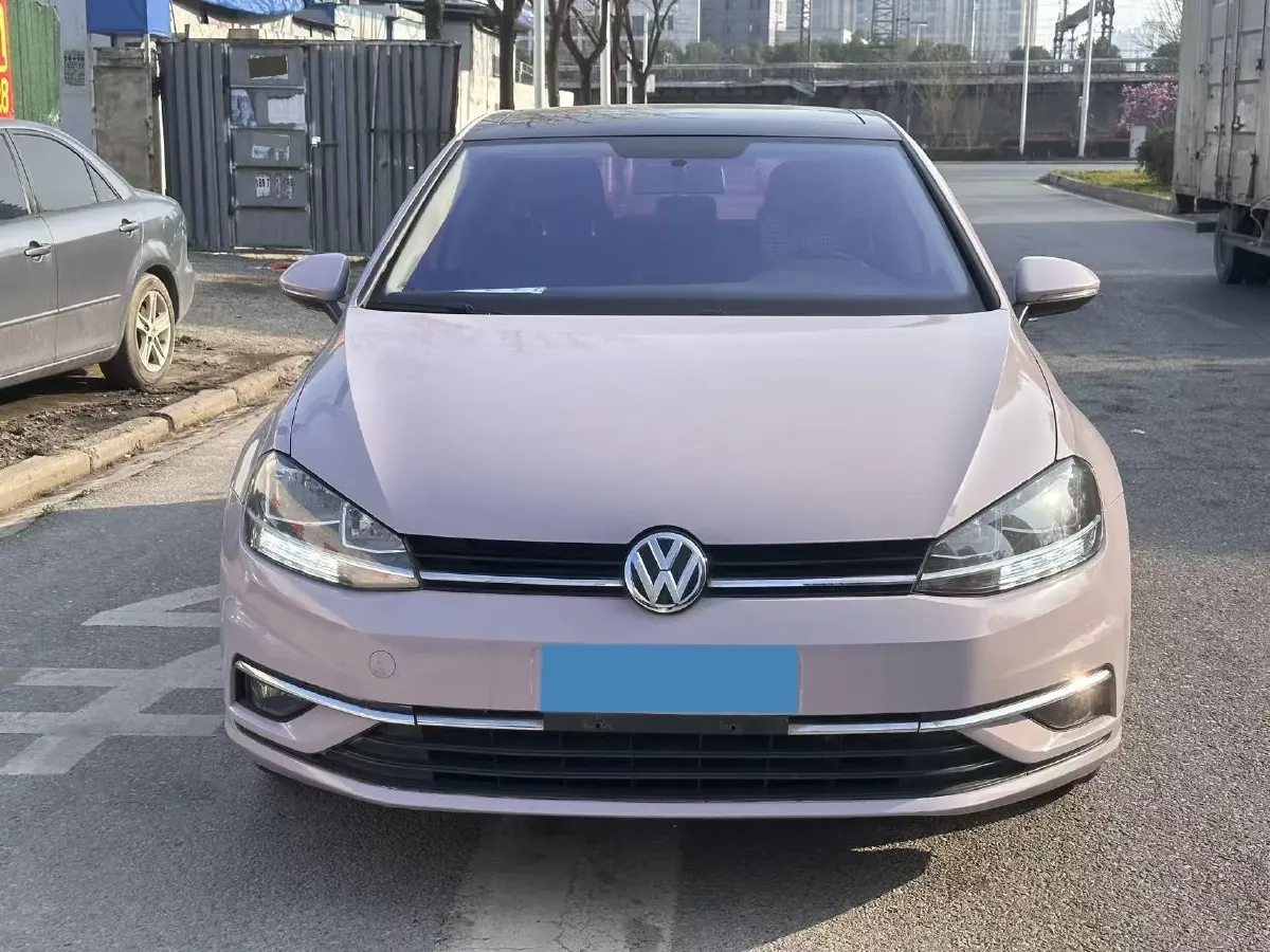 2018 Volkswagen Golf 1.4T 131HP L4 7DCT,autocango,china used car exporter,china ev exporter,chinese used car exporter,chinese used ev exporter