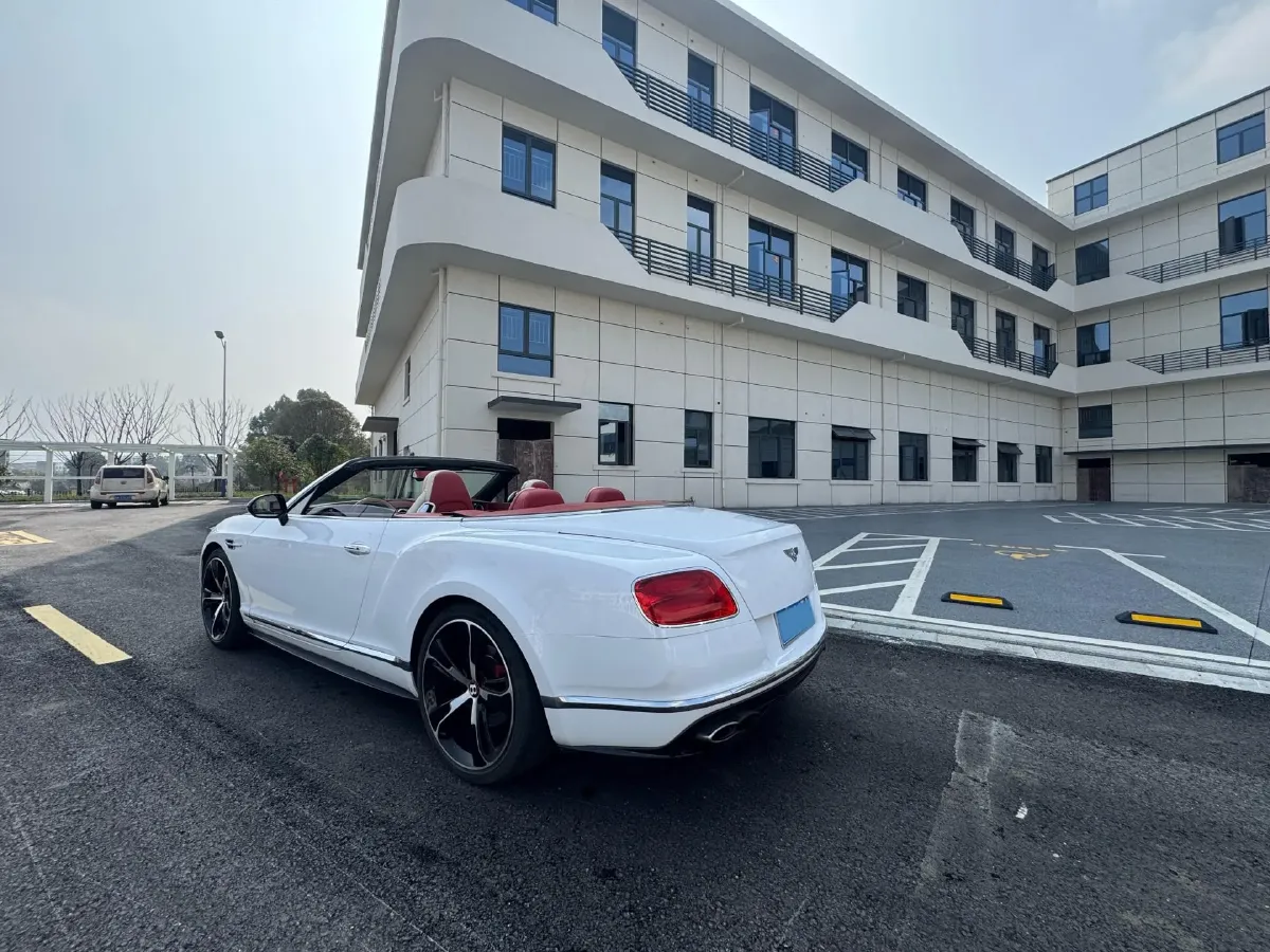 2017 Bentley Continental 4.0T 528HP V8 8AT,autocango,china used car exporter,china ev exporter,chinese used car exporter,chinese used ev exporter
