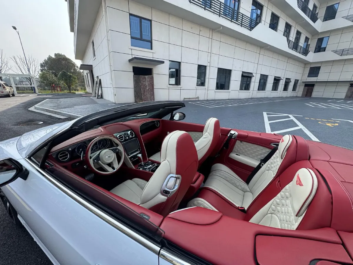 2017 Bentley Continental 4.0T 528HP V8 8AT,autocango,china used car exporter,china ev exporter,chinese used car exporter,chinese used ev exporter