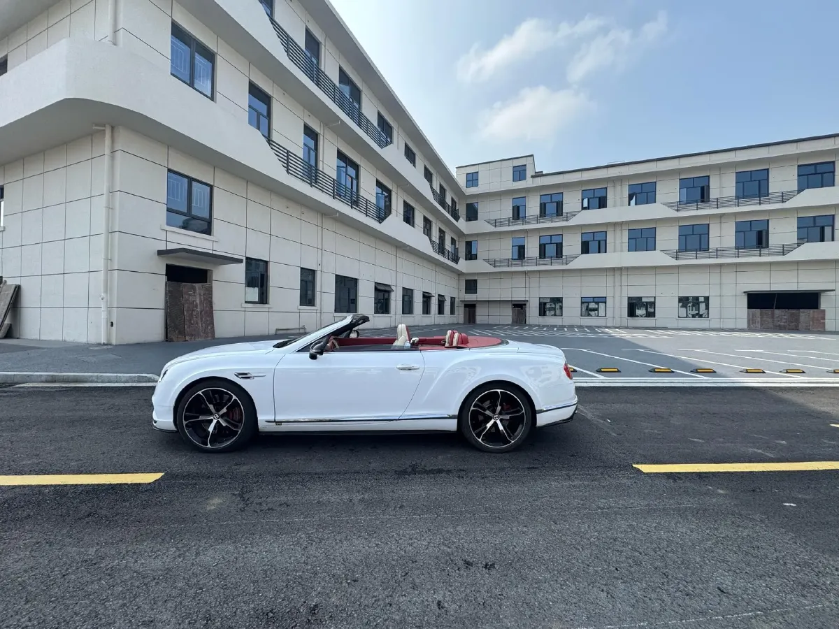 2017 Bentley Continental 4.0T 528HP V8 8AT,autocango,china used car exporter,china ev exporter,chinese used car exporter,chinese used ev exporter