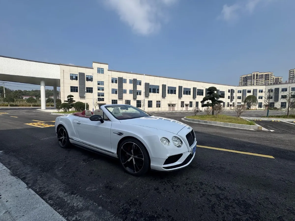 2017 Bentley Continental 4.0T 528HP V8 8AT,autocango,china used car exporter,china ev exporter,chinese used car exporter,chinese used ev exporter