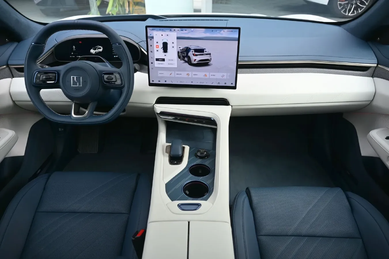 2025 Zeekr 001 BEV 100KWH,autocango,china used car exporter,china ev exporter,chinese used car exporter,chinese used ev exporter